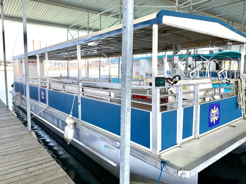 Miss Selina Party Boat